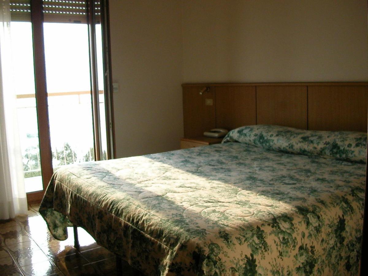 Hotel San Faustino Torri Del Benaco Zewnętrze zdjęcie